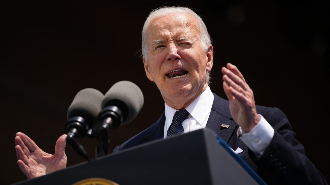 "No daremos marcha atrás": Biden se enfoca en Ucrania en su discurso del Día D