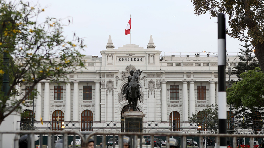 Congreso de Perú aprueba en primera votación cambios al delito de lesa humanidad
