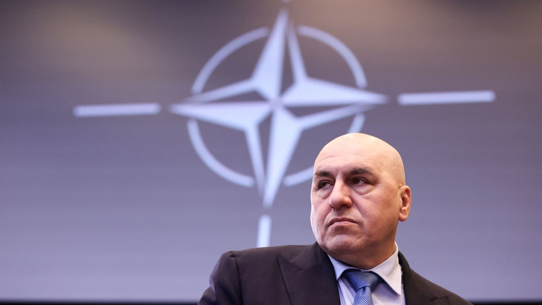 "¿Asusta a los rusos? No": Ministro de Defensa italiano rechaza permiso para atacar a Rusia