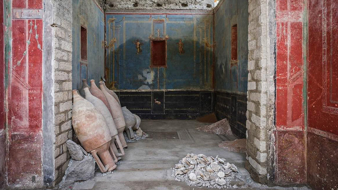 Descubren un raro cuarto azul en Pompeya