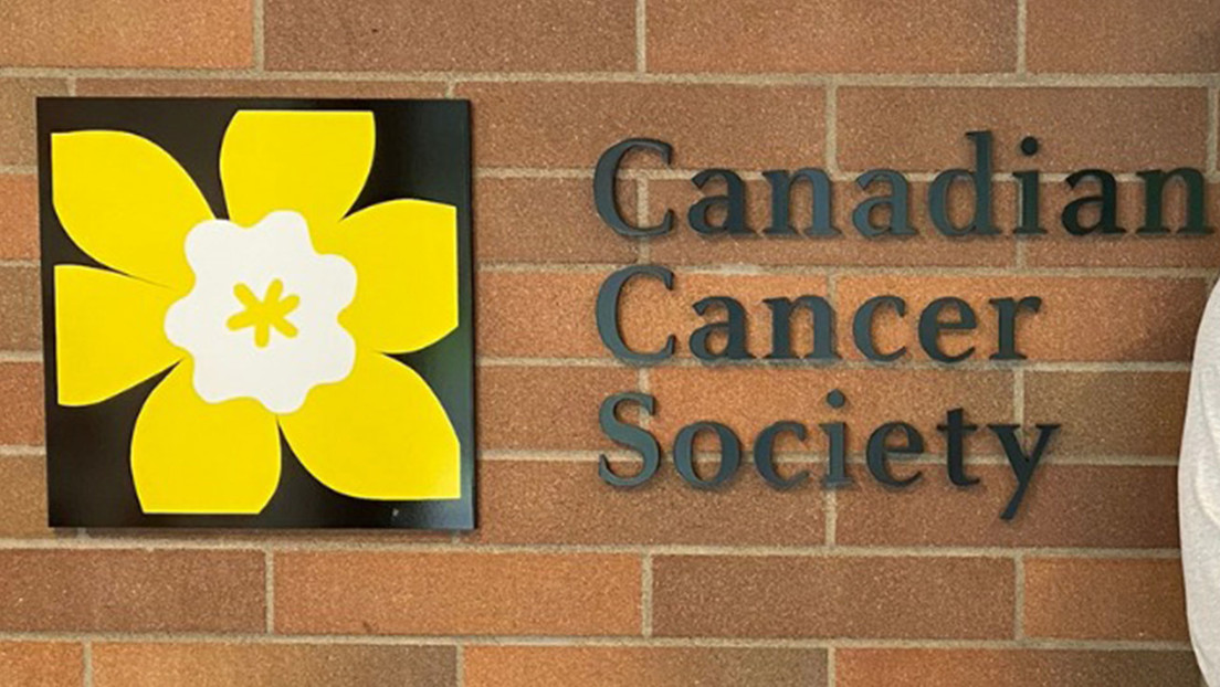 Sociedad contra el cáncer se disculpa por no llamar al cérvix 'agujero frontal'