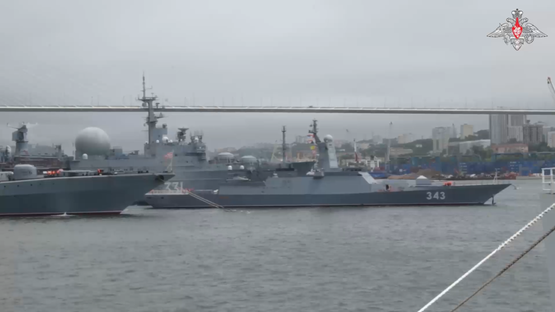 VIDEO: Flota del Pacífico rusa inicia maniobras con decenas de buques y aeronaves