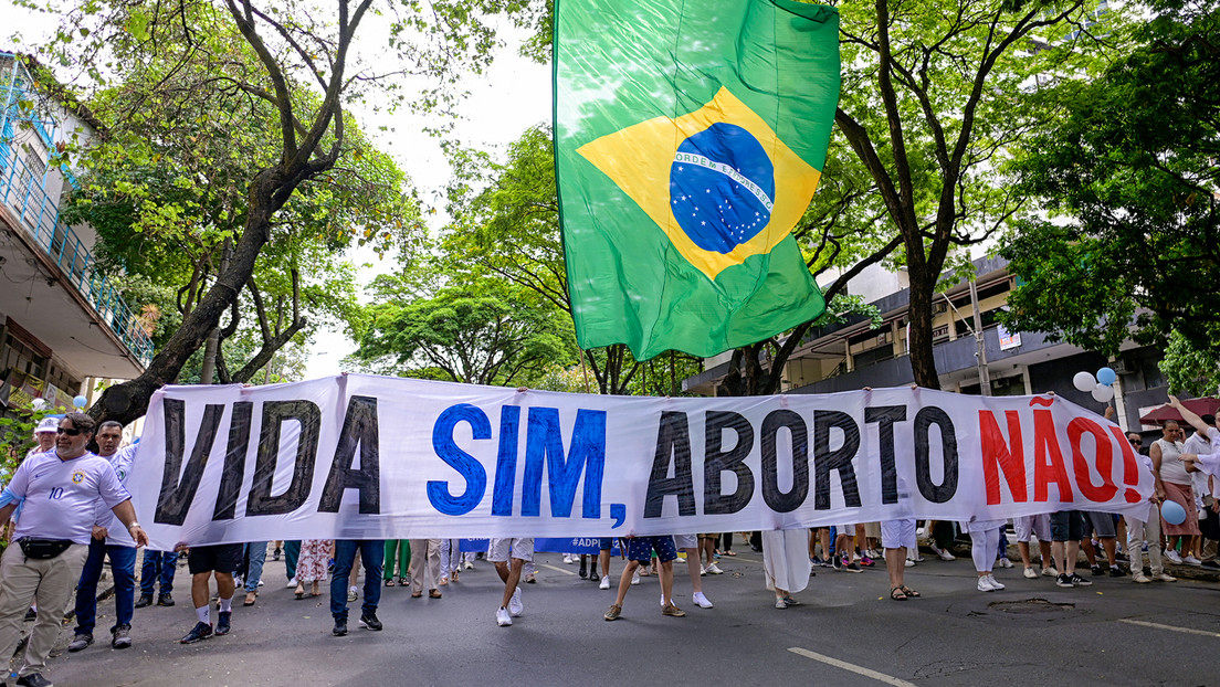 Lula se muestra indignado por el proyecto de ley que equipara el aborto al homicidio