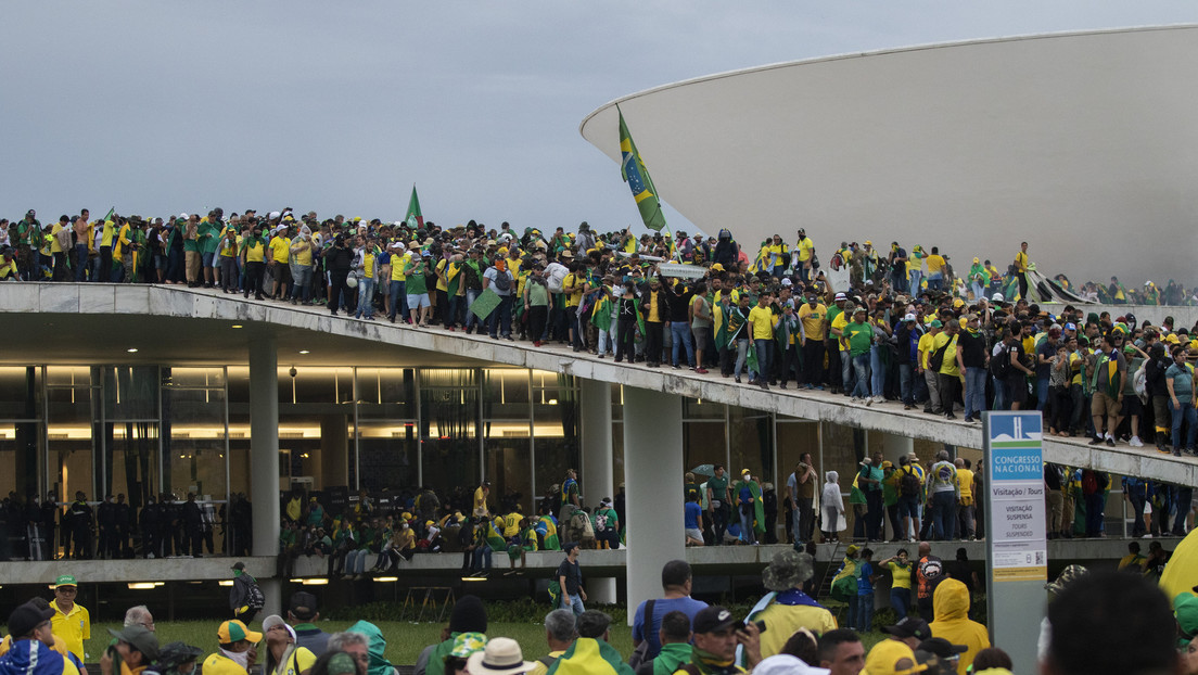¿A dónde huyeron más de 140 condenados por el intento de golpe de Estado de 2023 en Brasil?