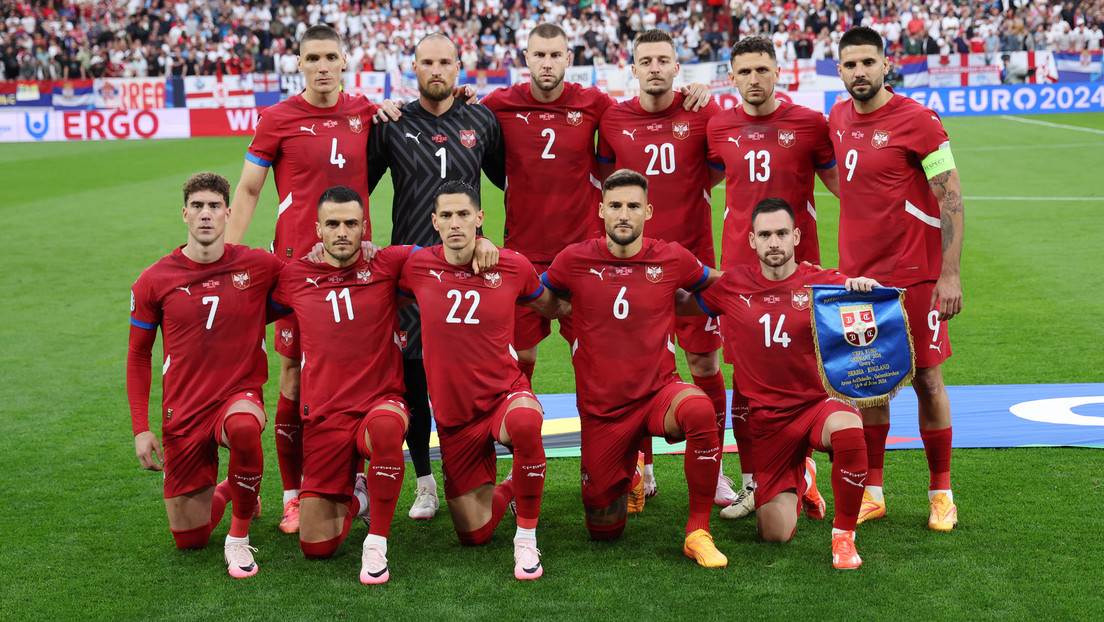 Serbia exige que la UEFA sancione a Albania y Croacia por cánticos ofensivos (VIDEO)