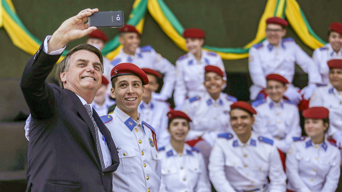 Las polémicas escuelas cívico-militares de Bolsonaro intentan colarse en Sao Paulo