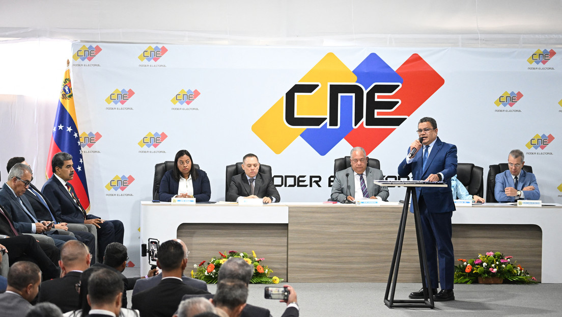 Candidatos a la Presidencia de Venezuela firman acuerdo de reconocimiento de resultados