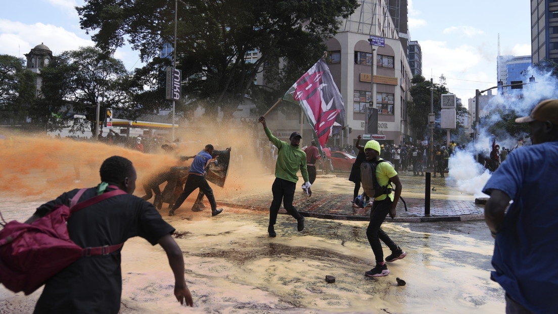Despliegan el Ejército en Kenia en respuesta a violentas protestas