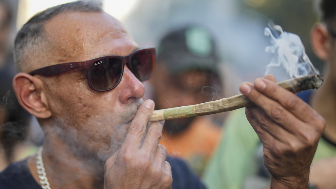 Corte Suprema de Brasil despenaliza la marihuana para consumo personal