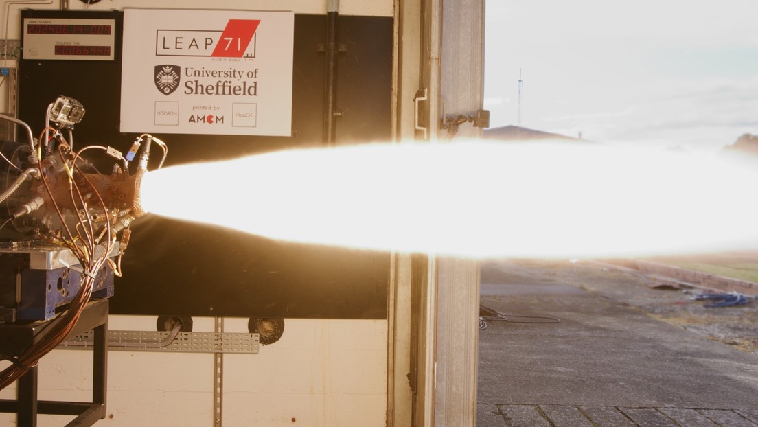 Prueban con éxito el primer motor de cohete construido completamente con IA (VIDEO)