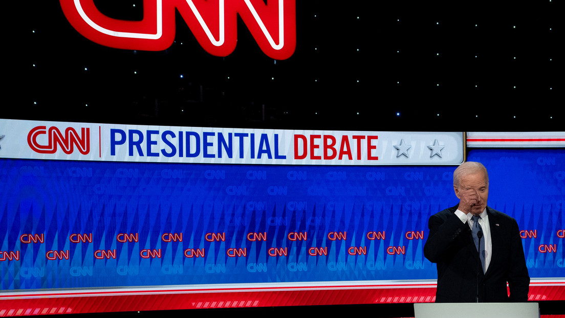 Biden pierde el hilo de sus pensamientos durante el debate con Trump