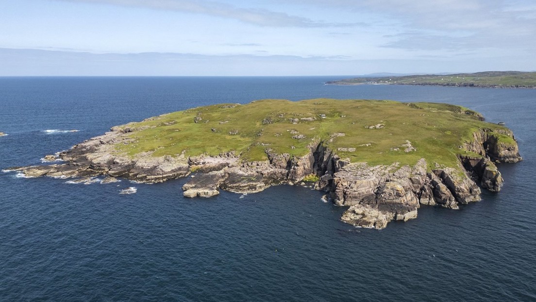Se vende en Escocia una remota isla, pero tiene una desventaja (FOTOS)