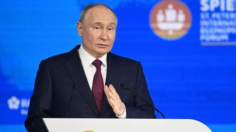 "A pesar de las sanciones ilegítimas": Putin destaca el rol clave de Rusia en el comercio mundial