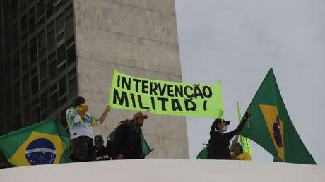 Reportan que Brasil recibió de Buenos Aires una lista de bolsonaristas prófugos en Argentina