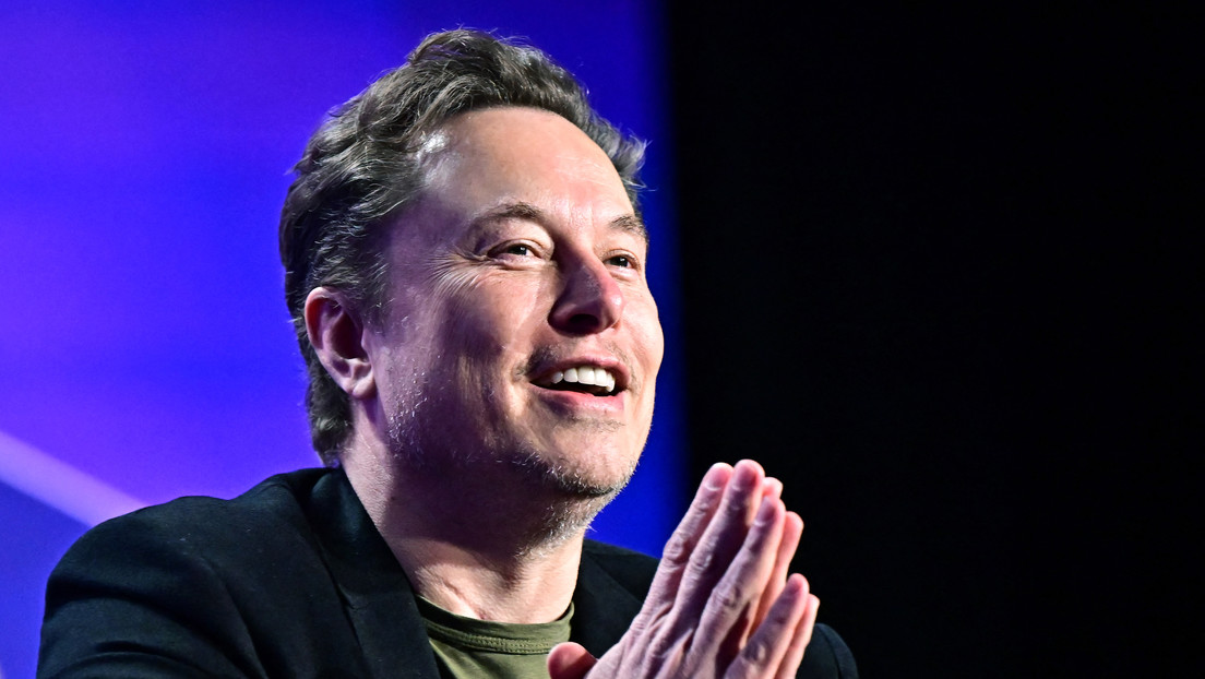 Elon Musk arremete contra Kamala Harris