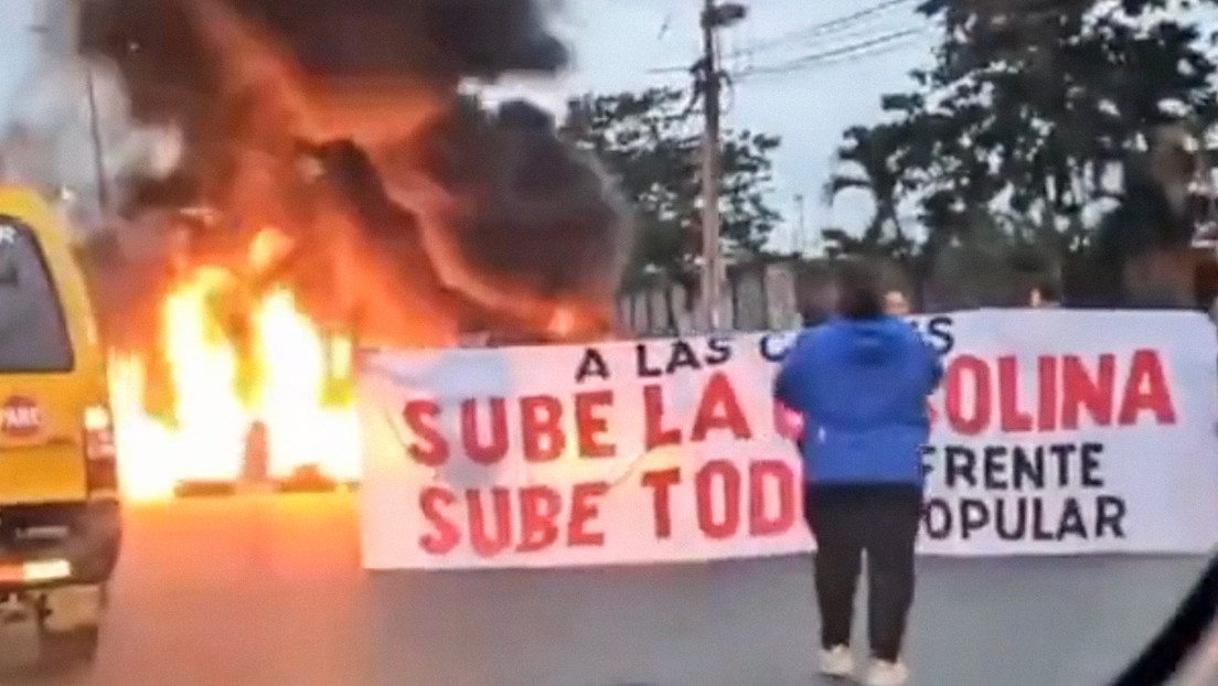 Ecuador amanece con protestas en rechazo al alza de la gasolina (VIDEOS)