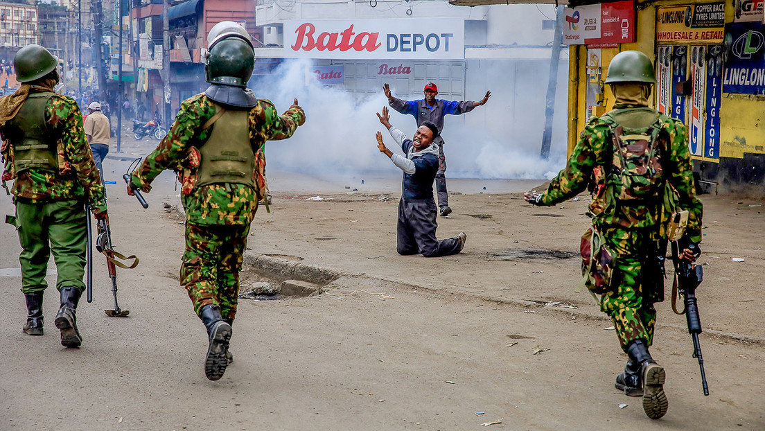 Policía de Kenia dispara municiones reales contra manifestantes