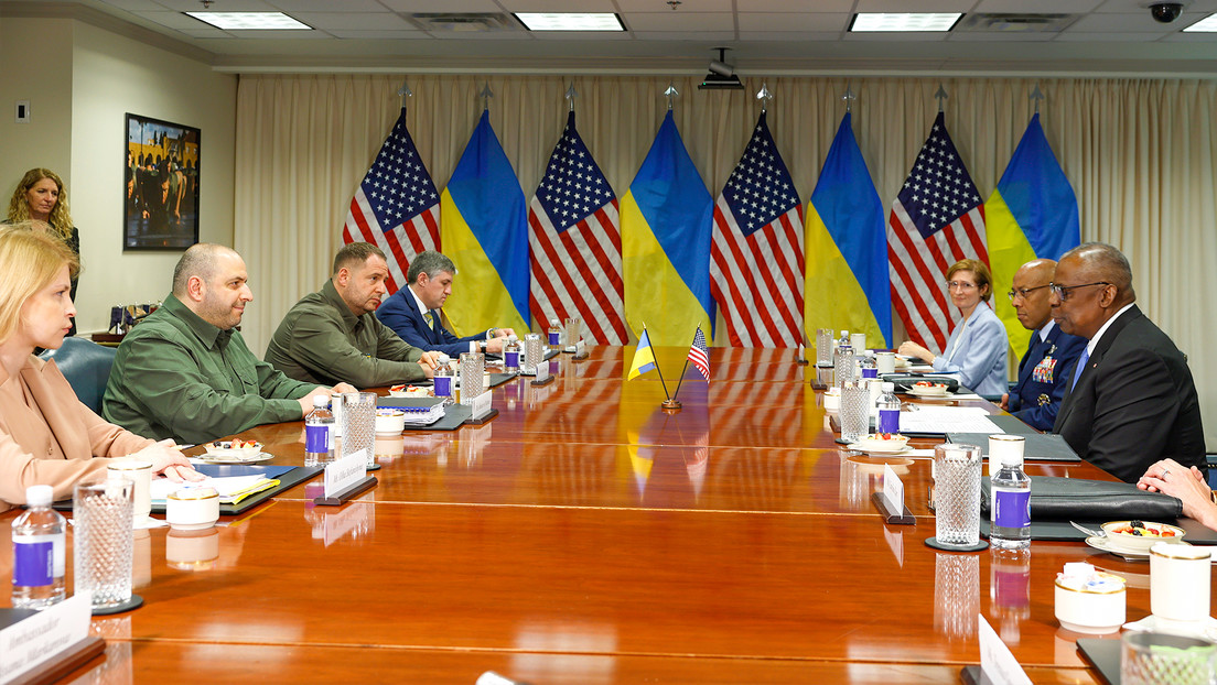 El Pentágono confirma un nuevo lote de ayuda militar a Kiev por 2.300 millones de dólares