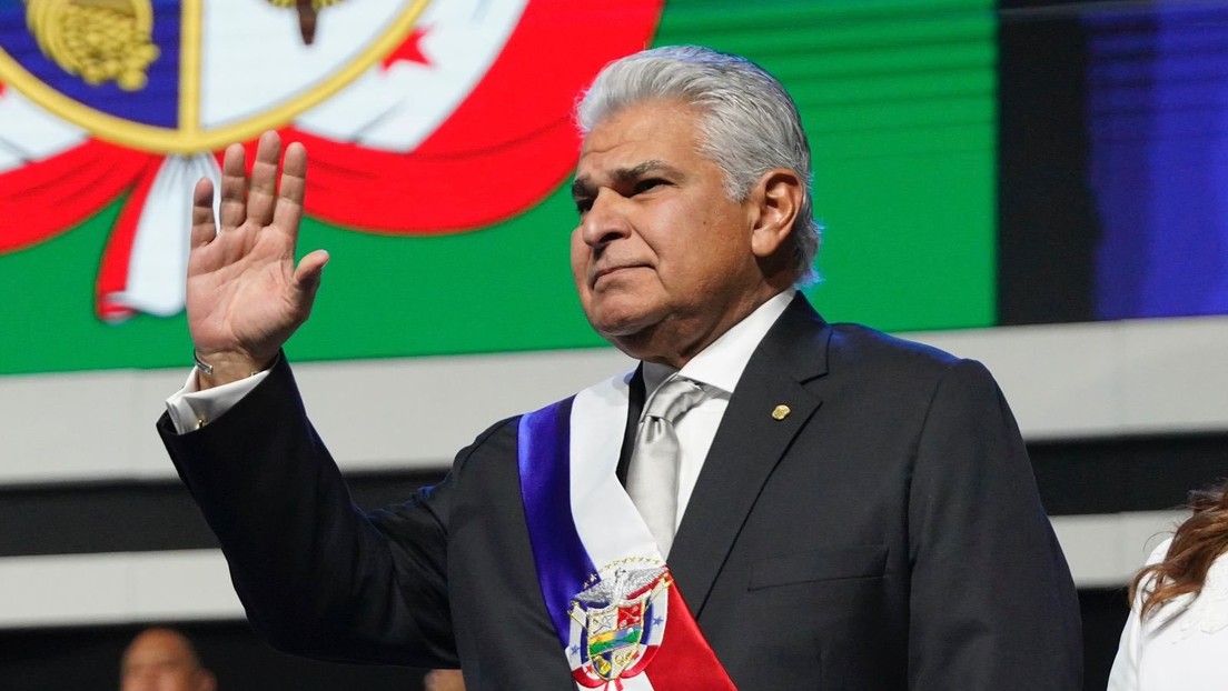 Mulino recibe una llamada de Milei y promete dar "el mismo vuelco a la política" en Panamá
