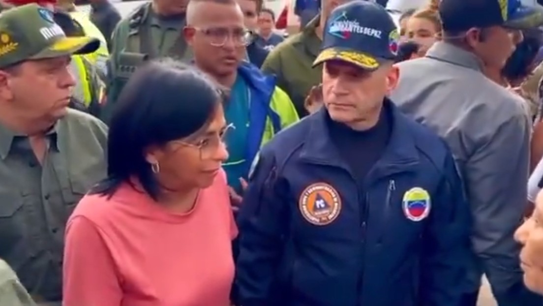 “El árbol nos impactó muy fuerte”: La vicepresidenta de Venezuela habla tras accidente
