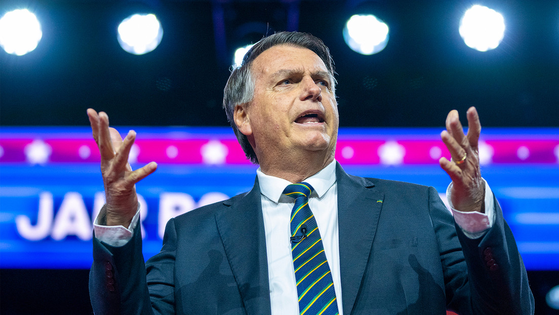 Bolsonaro acusado por las joyas regaladas por Arabia Saudita: ¿qué le puede esperar?