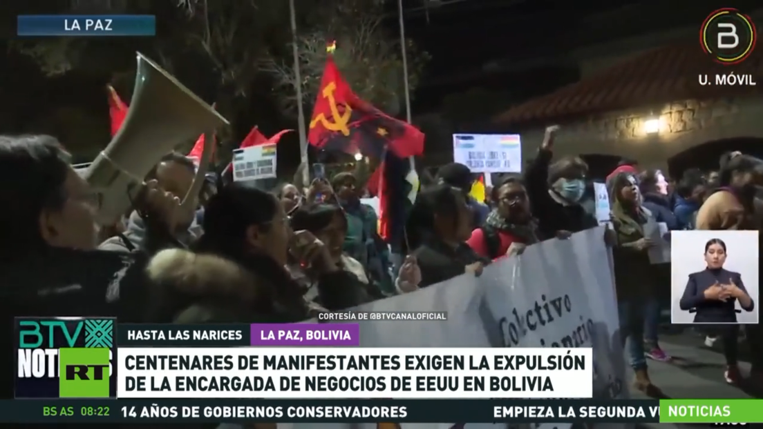Manifestación insta a expulsar a la encargada de negocios de EE.UU. en Bolivia