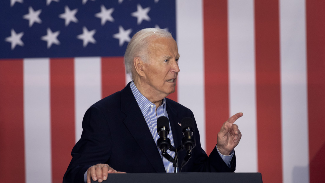 Biden lanza una advertencia a las élites demócratas