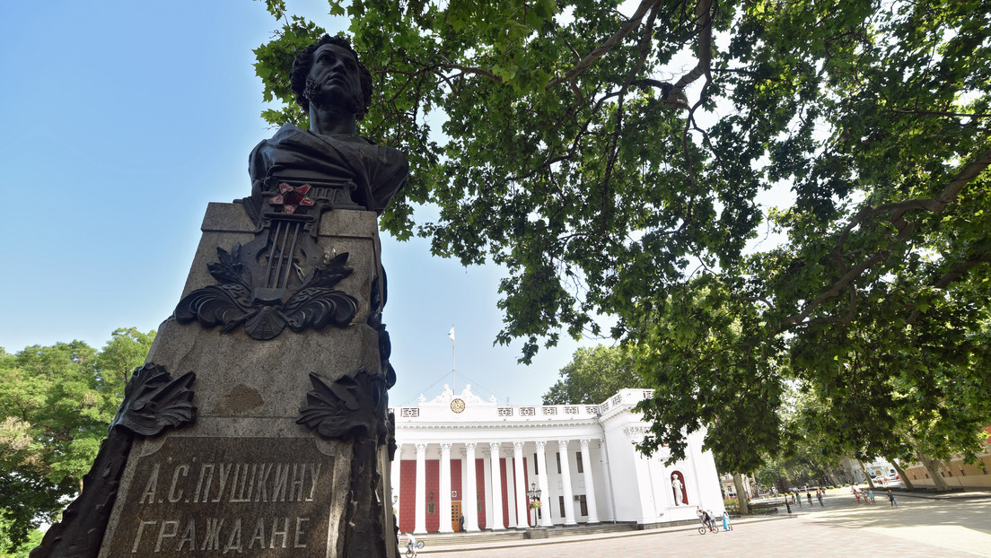 El alcalde de una ciudad de Ucrania se opone a la demolición de monumentos a personalidades rusas