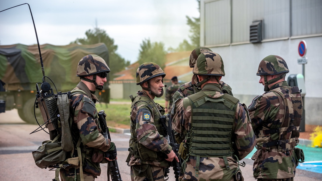 Francia planeaba enviar 2.000 militares a Ucrania, según la Inteligencia rusa