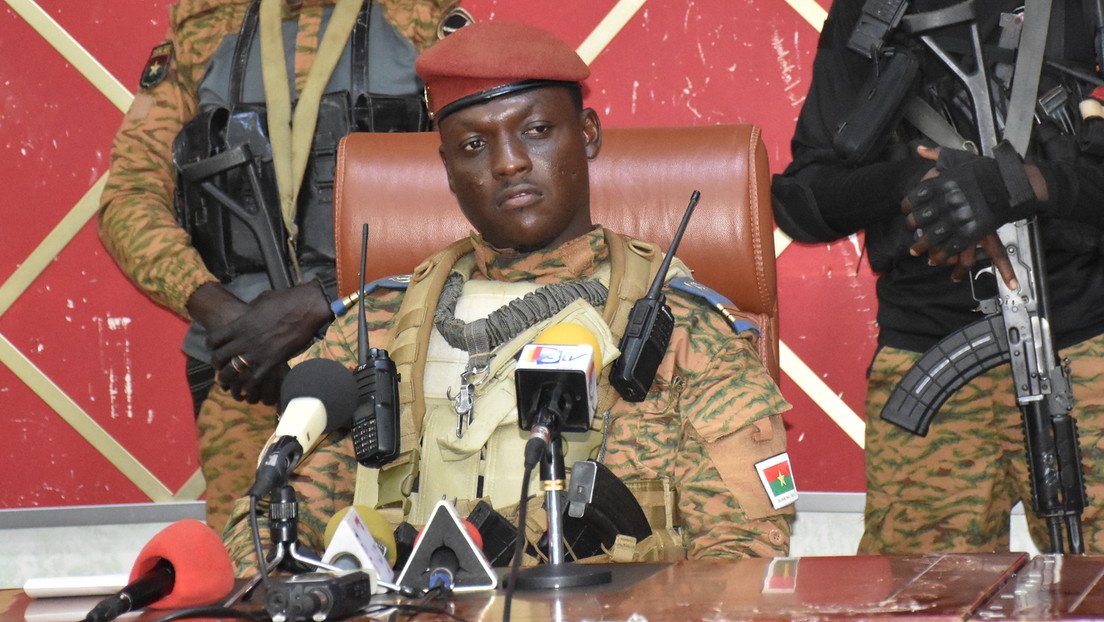 Burkina Faso denuncia "operaciones terroristas" desde las bases francesas en países vecinos