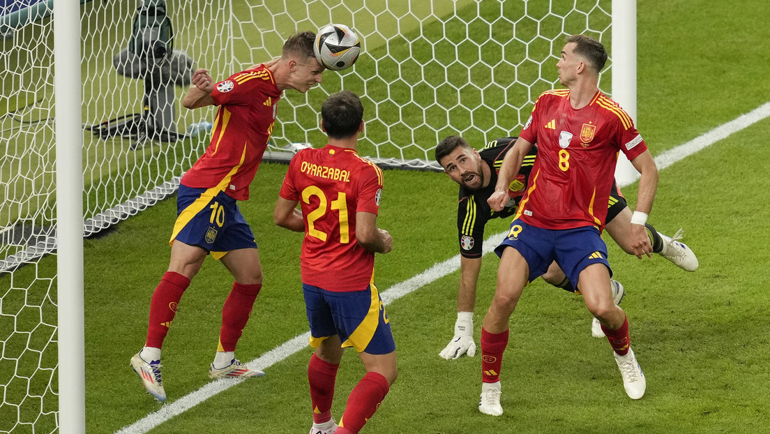 La selección de España vetó la entrada de Pedro Sánchez al vestuario