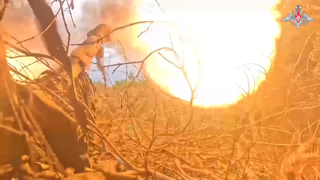 VIDEO: Militares rusos destruyen un blindado estadounidense