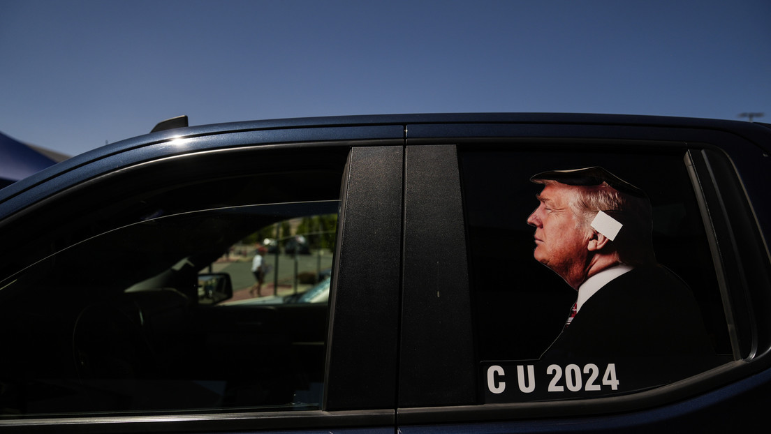 Trump arremete contra Meta y Google por censurar su foto tras el atentado