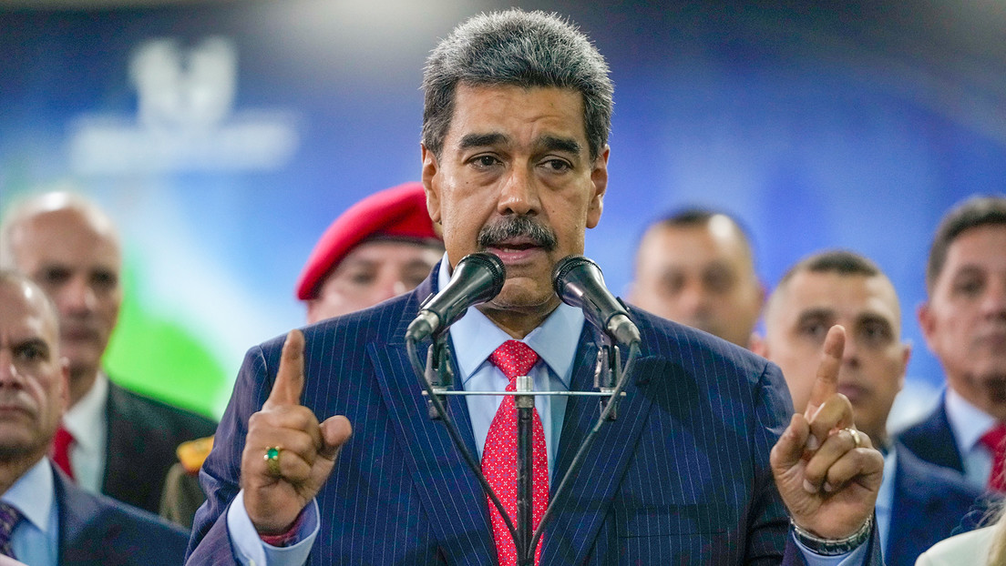 Maduro dice que su coalición política presentará el 100 % de sus actas electorales