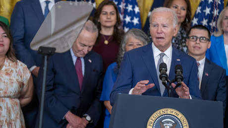 Así es la nueva estrategia que busca impedir la salida forzada de Biden como candidato