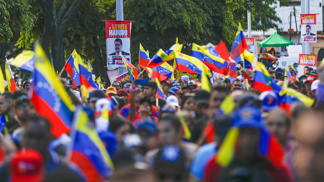 La "madre de las marchas" toma Caracas para respaldar el triunfo electoral de Maduro