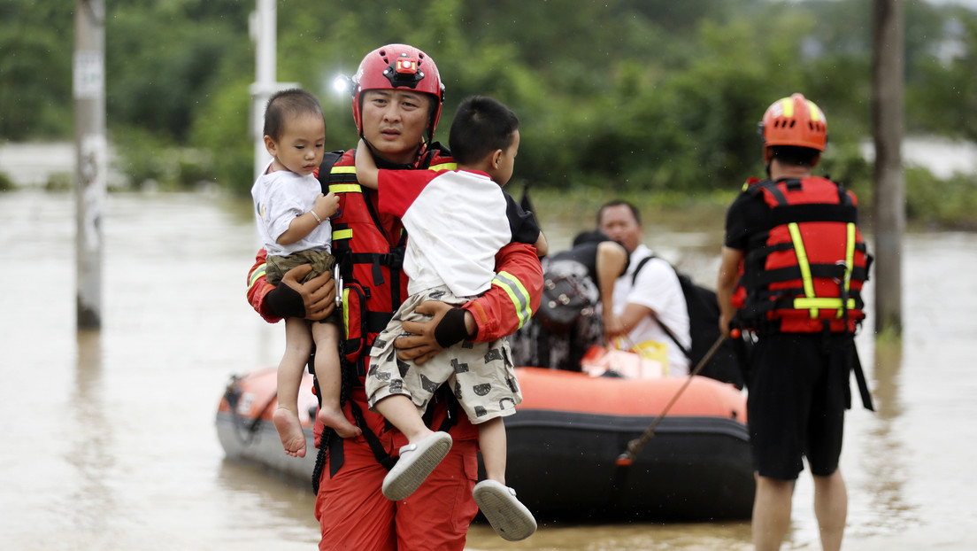 Imágenes de implacables inundaciones en China