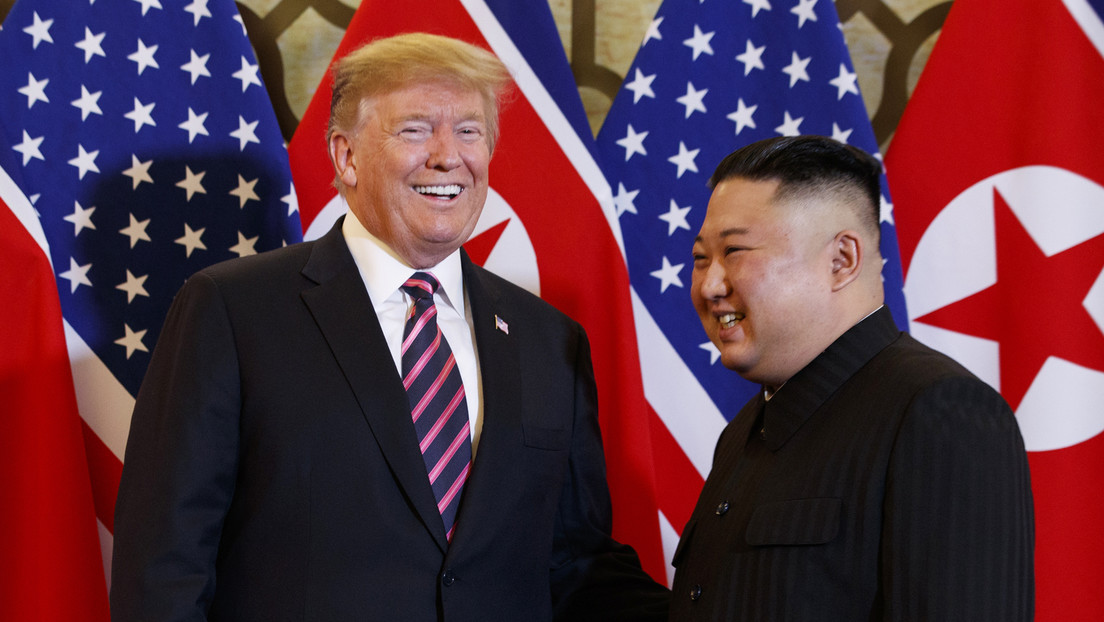 Trump revela que Kim Jong-un le llamó antes de su histórica reunión