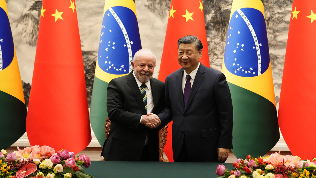 Xi felicita a Lula por el 50.º aniversario de relaciones entre China y Brasil