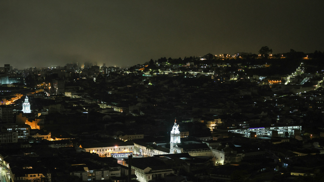 Ecuador declara emergencia en el sector eléctrico