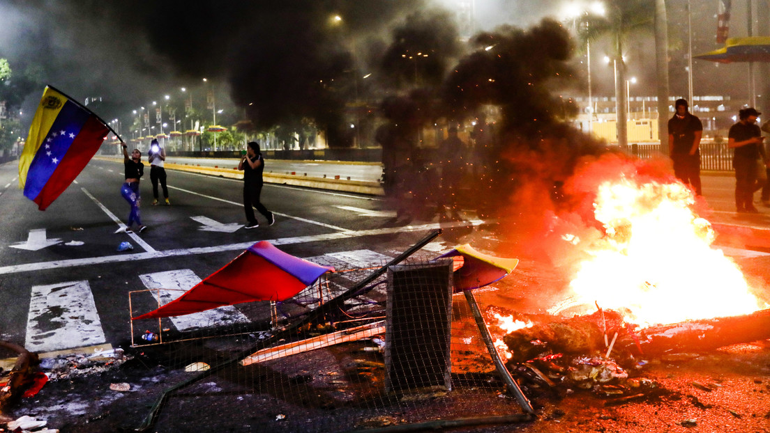 Maduro declara mártires a dos mujeres asesinadas tras las elecciones