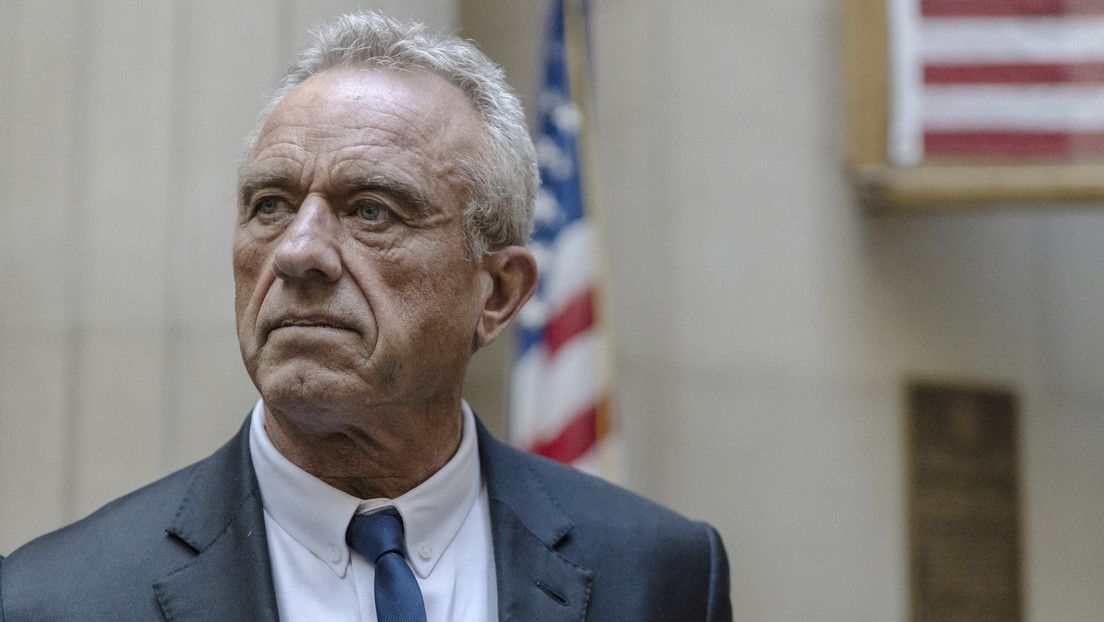 Robert F. Kennedy Jr. suspende su campaña presidencial y decide apoyar a Trump