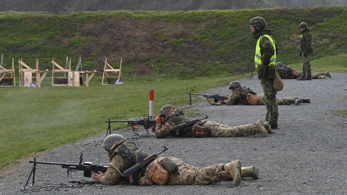 Ministros de la UE estudiarán las deficiencias en la formación militar de ucranianos