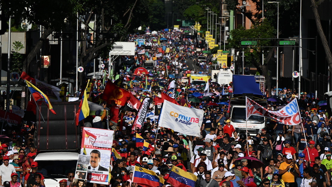 El chavismo y la oposición vuelven a las calles a un mes de las elecciones venezolanas