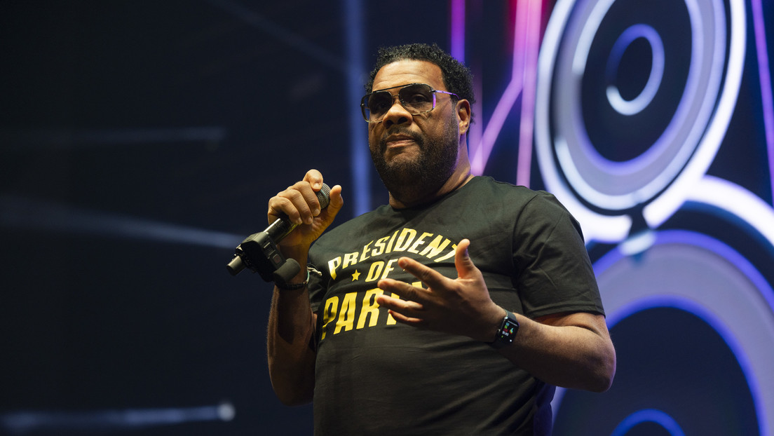 Fallece el legendario rapero Fatman Scoop tras desplomarse en plena actuación (VIDEO)