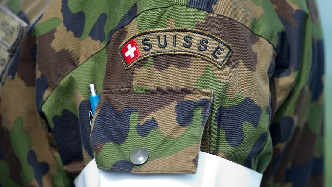 Urgen a Suiza que revise sus 500 años de neutralidad militar