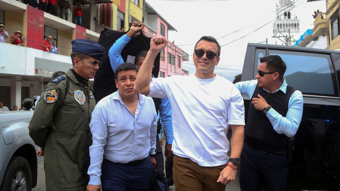 CNE de Ecuador: Noboa debe pedir licencia para hacer campaña