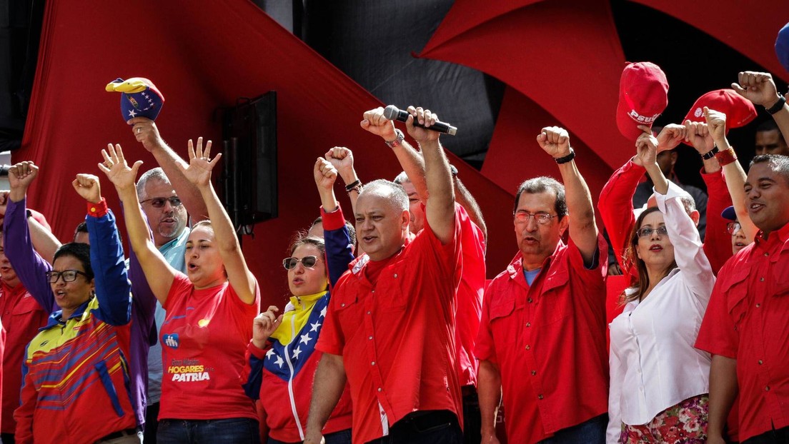 Diosdado Cabello acusa a la oposición de usar menores en protestas violentas en Venezuela