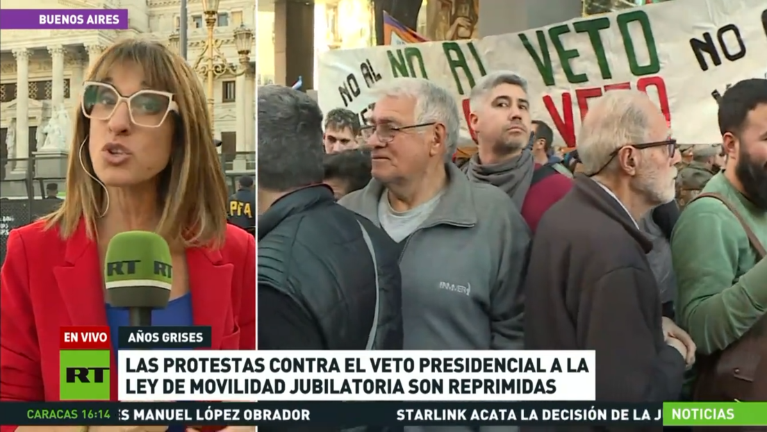 Reprimen protestas contra el veto presidencial a la Ley de Movilidad Jubilatoria en Argentina