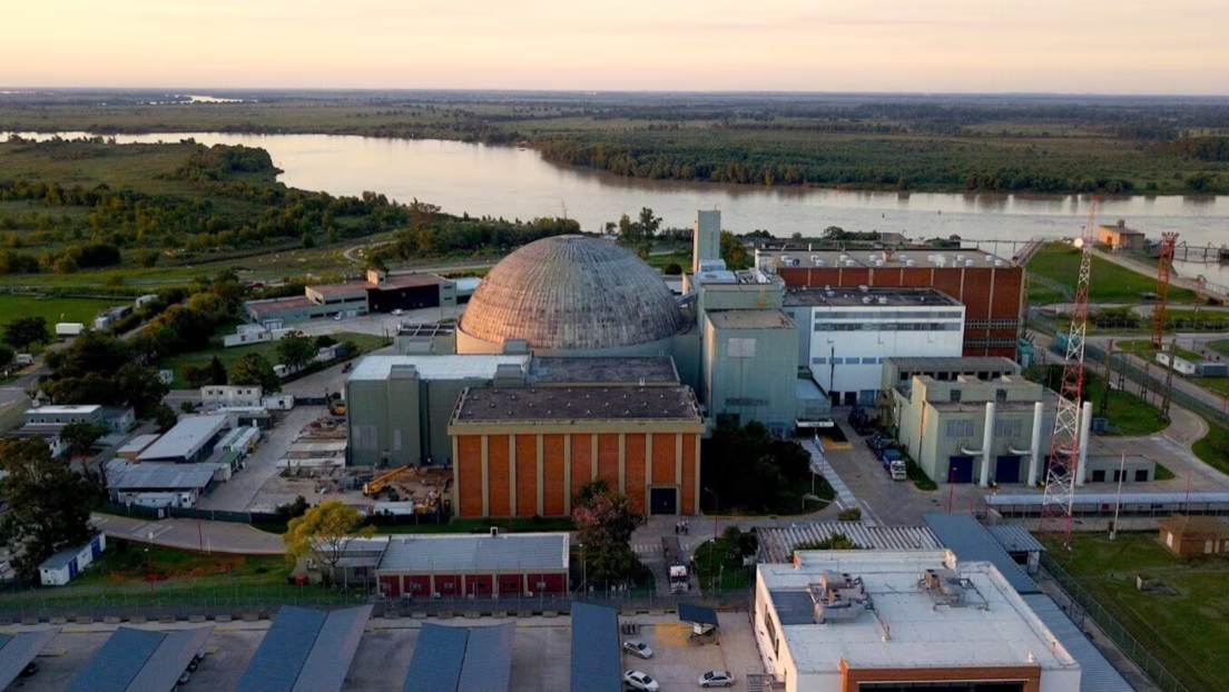 Encrucijada energética: Argentina reacondicionará una central nuclear, pero podría sufrir apagones